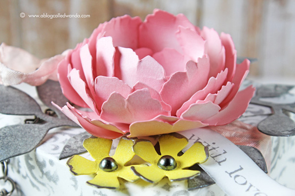 Hickory Smoke by Wanda Guess - gift box