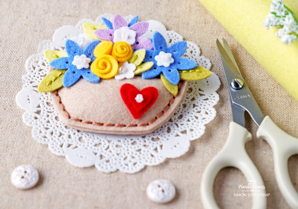 1 SIMON SAYS STAMP SPRING PLUSH FELT FLOWER POT AND FLOWERS BY WANDA GUESS