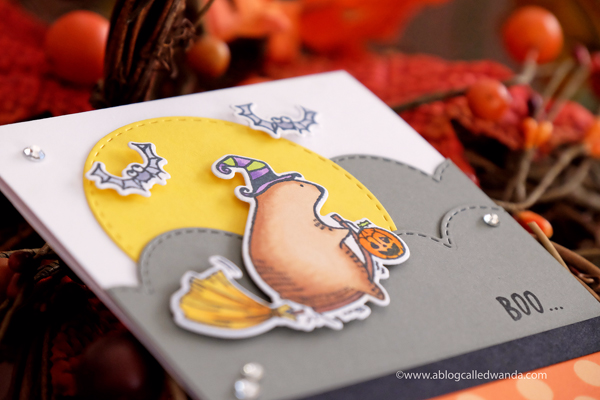 Mama Elephant Landscape Trio dies clouds