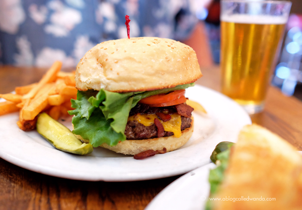 Burgers and Brew R Street Sacramento