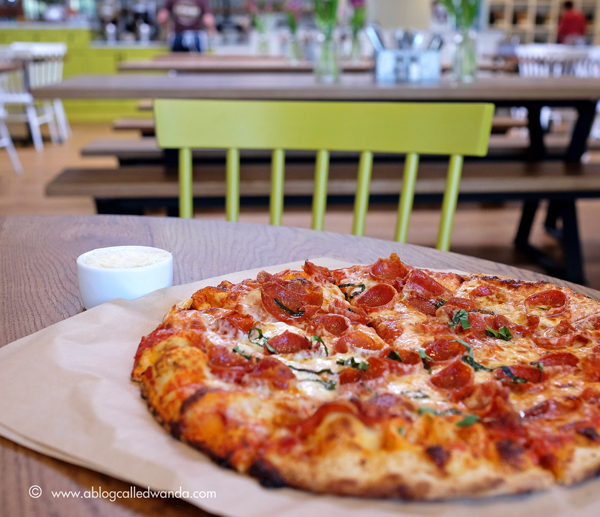 Selland's Broadway Pizza
