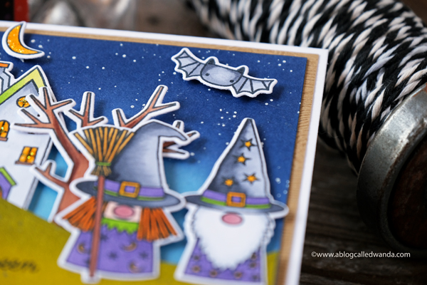 Halloween sky - distress ink blending