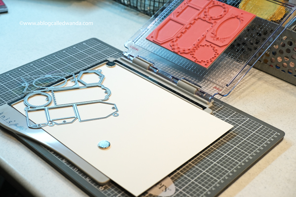 Tim Holtz Stamp Platform Tim Holtz Stamp Platform