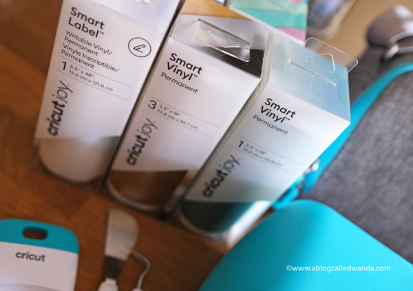 Cricut Joy Machine and accessories. Reviews and tips to use Cricut Joy Machine. Wanda Guess