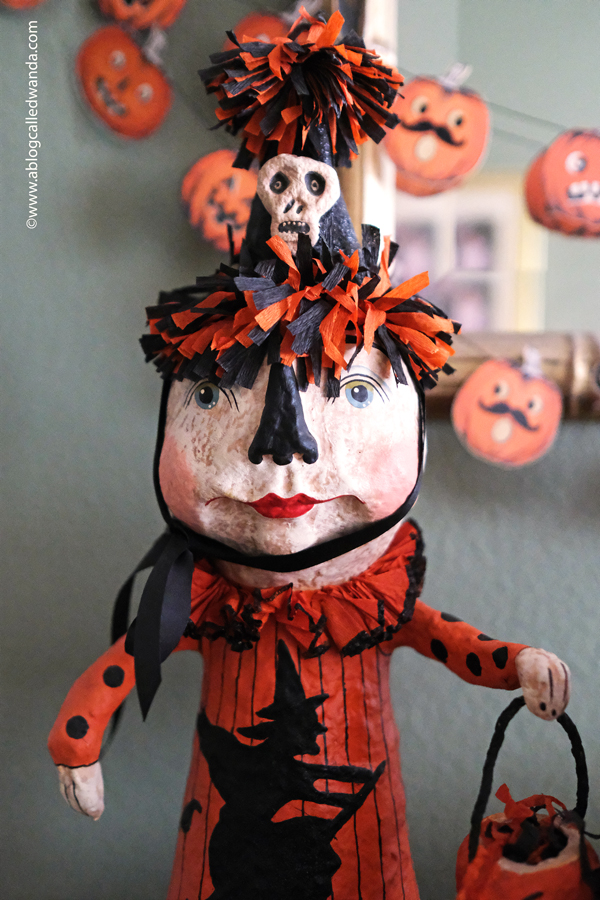 halloween decor, halloween decorations, tiered tray ideas, halloween fun, festive, decorations, party, garland, honeycomb balls, vintage halloween, wanda guess