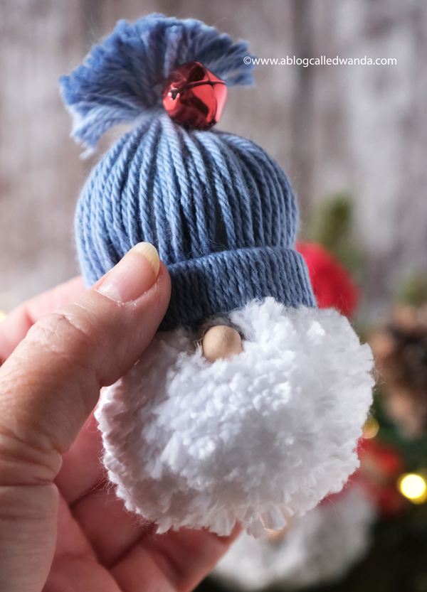 yarn, yarn gnome, gnomes, make it yourself, diy, christmas gnomes, kids crafts, bobble hats, handmade crafts for families, pom pom maker, pom pom projects, a blog called wanda