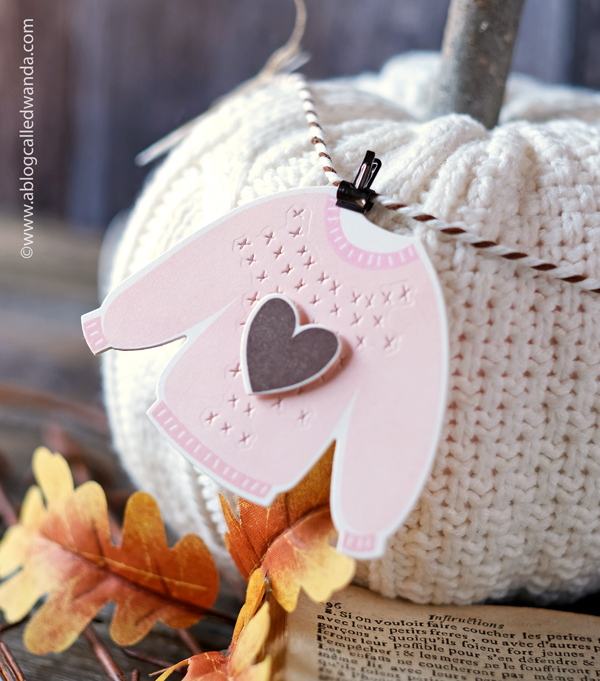 pigment craft co, pigment stamps and dies, pigment sweater weather, pigment latte art, sweater garland, paper garland. autumn card, fall card, sweater stamps and dies, pigment fall wreath stamp set, make your own garland, fall home decor, wanda guess, a blog called wanda