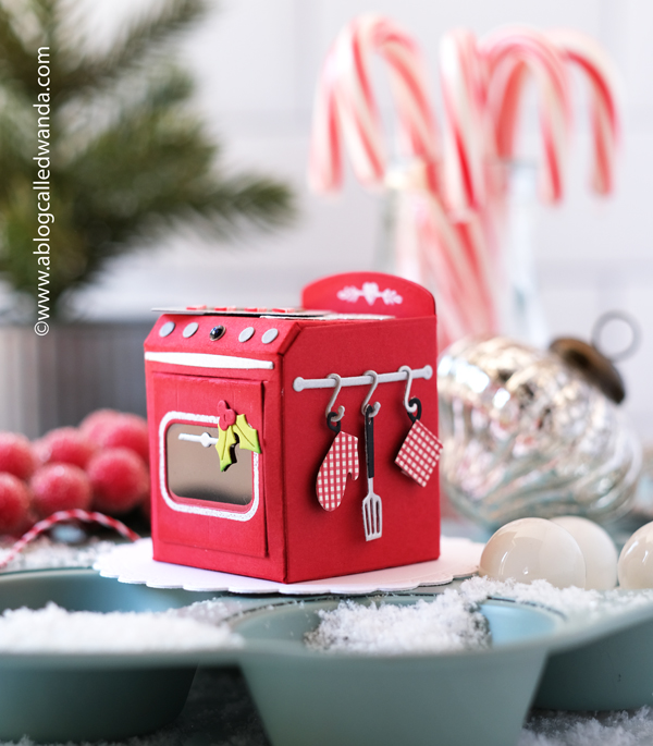 the greetery, stamps and dies, stencils, the greetery christmas time collection, winter, holiday, christmas cards, card ideas, oven die cuts, bake it merry, bake someone happy, paper crafting, cookies, wanda guess, a blog called wanda