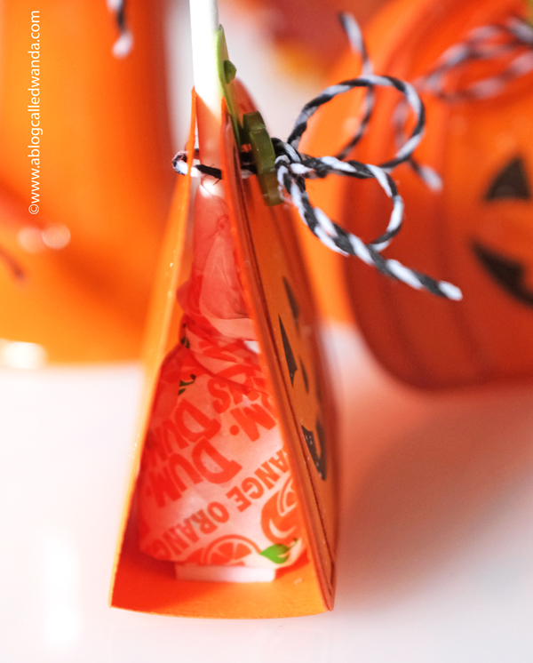 taylored expressions, taylored expressions halloween, pumpkin treat wrap, die cuts, stamps, halloween treat ideas, pumpkin treats, diy, crafty, make your own, party, halloween party, distress inks, fall, Thanksgiving, wanda guess, a blog called wanda