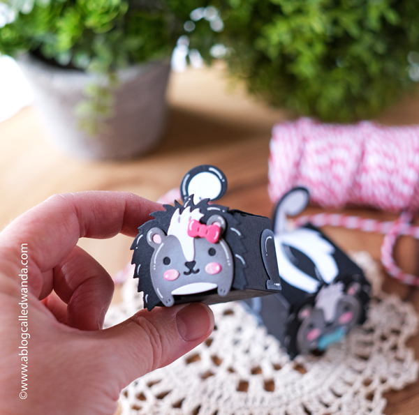 lawn fawn, lawn fawn stamps and dies, lawn fawn tiny gift box, lawn fawn skunk, lawn fawn reverse scalloped circles, lawn fawn quilted heart backdrop, lawn fawn valentine, love letters, special delivery, stamping, die cutting, card ideas, valentine ideas, crafts, treat boxes, wanda guess, a blog called wanda lawn fawn, lawn fawn stamps and dies, lawn fawn tiny gift box, lawn fawn skunk, lawn fawn reverse scalloped circles, lawn fawn quilted heart backdrop, lawn fawn valentine, love letters, special delivery, stamping, die cutting, card ideas, valentine ideas, crafts, treat boxes, wanda guess, a blog called wanda