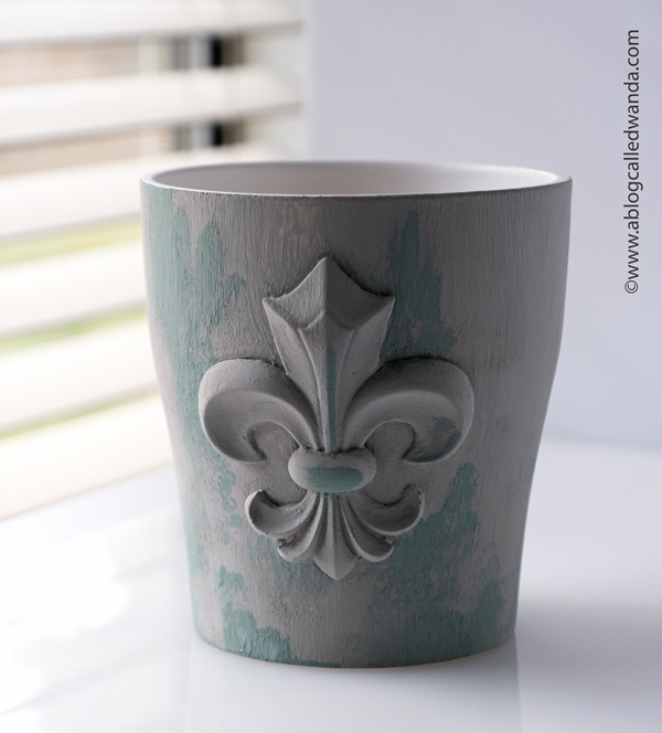 iron orchid designs, iron orchid molds, iron orchid designs ideas, orchid pot, iron orchid fleur de lis mold, resin casting, resin in iron orchid molds, annie sloan chalk paints, decorate a flower pot, gift ideas, annie sloan black wax, clear wax, annie sloan paris gray, ideas for resin, wanda guess, a blog called wanda