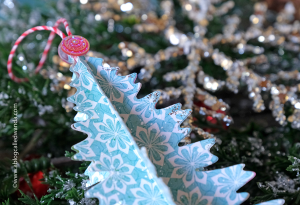 Pretty Pink Posh, Pretty Pink Posh Holiday, Christmas, stamps and dies, make your own tree ornaments. Christmas cards, die cuts, make your own Christmas cards, Pretty Pink Posh Pine Trees, Pretty Pink Posh Mitten Shaker, stencils, Pretty Pink Posh winter mug, coffee cards, diy, crafty, ink blending, paper craft ideas, wanda guess, a blog called wanda Pretty Pink Posh, Pretty Pink Posh Holiday, Christmas, stamps and dies, make your own tree ornaments. Christmas cards, die cuts, make your own Christmas cards, Pretty Pink Posh Pine Trees, Pretty Pink Posh Mitten Shaker, stencils, Pretty Pink Posh winter mug, coffee cards, diy, crafty, ink blending, paper craft ideas, wanda guess, a blog called wanda