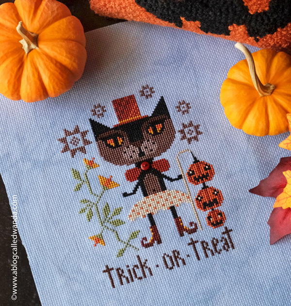 cross stitch, cross stitch halloween, barbara ana designs, barbara ana trick or treat, cat, 14 aida, halloween, diy halloween, home decor, wanda guess cross stitch, cross stitch halloween, barbara ana designs, barbara ana trick or treat, cat, 14 aida, halloween, diy halloween, home decor, wanda guess