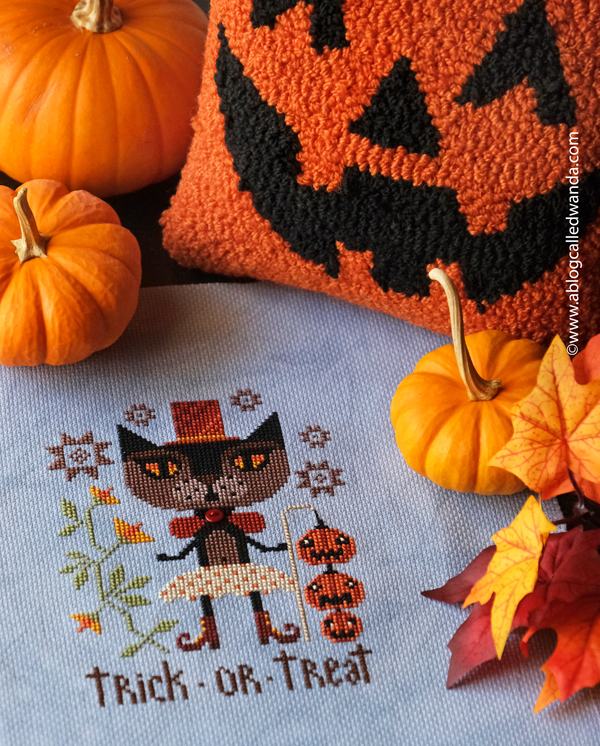 cross stitch, cross stitch halloween, barbara ana designs, barbara ana trick or treat, cat, 14 aida, halloween, diy halloween, home decor, wanda guess cross stitch, cross stitch halloween, barbara ana designs, barbara ana trick or treat, cat, 14 aida, halloween, diy halloween, home decor, wanda guess