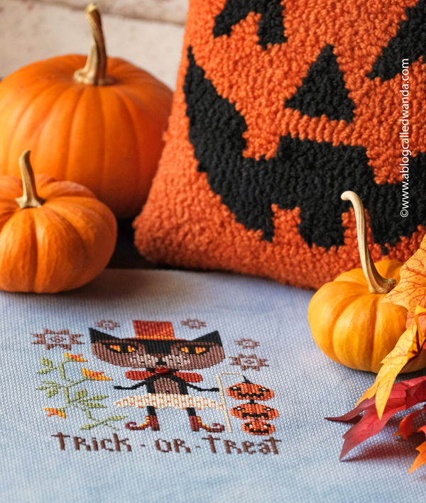 cross stitch, cross stitch halloween, barbara ana designs, barbara ana trick or treat, cat, 14 aida, halloween, diy halloween, home decor, wanda guess cross stitch, cross stitch halloween, barbara ana designs, barbara ana trick or treat, cat, 14 aida, halloween, diy halloween, home decor, wanda guess