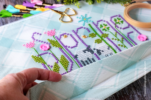 sew emma plaid project bag, sew emma cross stitch, gingham project bag, cross stitch bag, dmc floss, shepherd's bush spring bag pattern, shepherd's bush bag cross stitch, easy cross stitch, beginner cross stitch, project bag, spring crafts, cross stitch ideas, wanda guess, a blog called wanda sew emma plaid project bag, sew emma cross stitch, gingham project bag, cross stitch bag, dmc floss, shepherd's bush spring bag pattern, shepherd's bush bag cross stitch, easy cross stitch, beginner cross stitch, project bag, spring crafts, cross stitch ideas, wanda guess, a blog called wanda