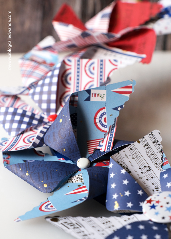 pretty pink posh, pretty pink posh pinwheels, 3d pinwheels, wreath, paper wreath, pinwheel wreath, 4th of july, americana, home decor, usa decorations, wanda guess, a blog called wanda