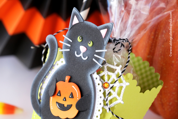 pretty pink posh, pretty pink posh stamps, halloween cards, halloween treats, treat box, pretty pink posh fringe pumpkin, cat holder, wanda guess, a blog called wanda, halloween card ideas