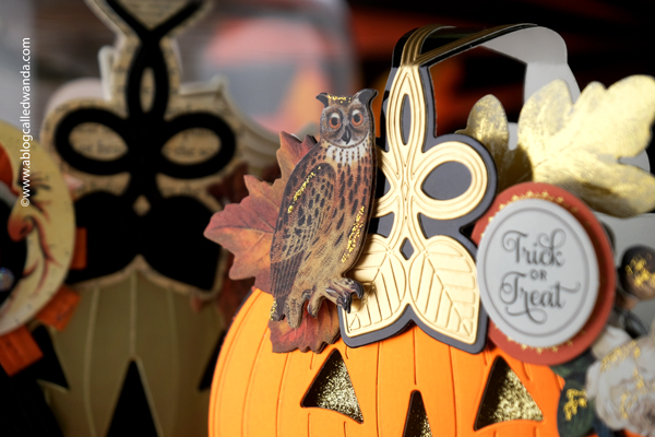 halloween crafts, anna griffin halloween, pumpkin treat boxes, jack o lantern, diy halloween, vintage halloween, diy crafting, halloween party ideas, halloween boxes, wanda guess, a blog called wanda, anna griffin dies